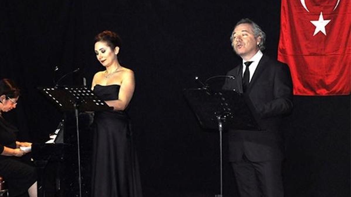Nazım Hikmet şiirleriyle konser!