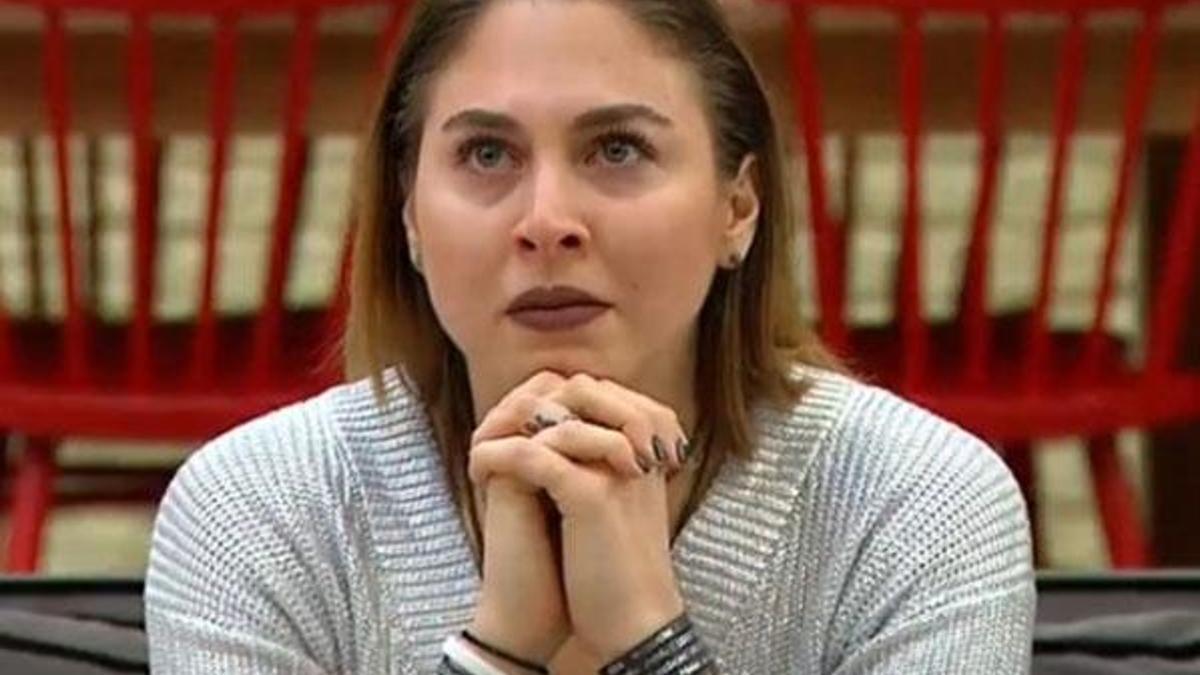 Ecem Karaağaç kimdir?