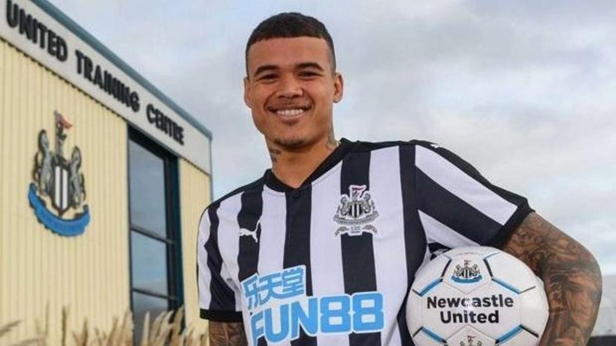 Newcastle United, Kenedy'yi kiraladı