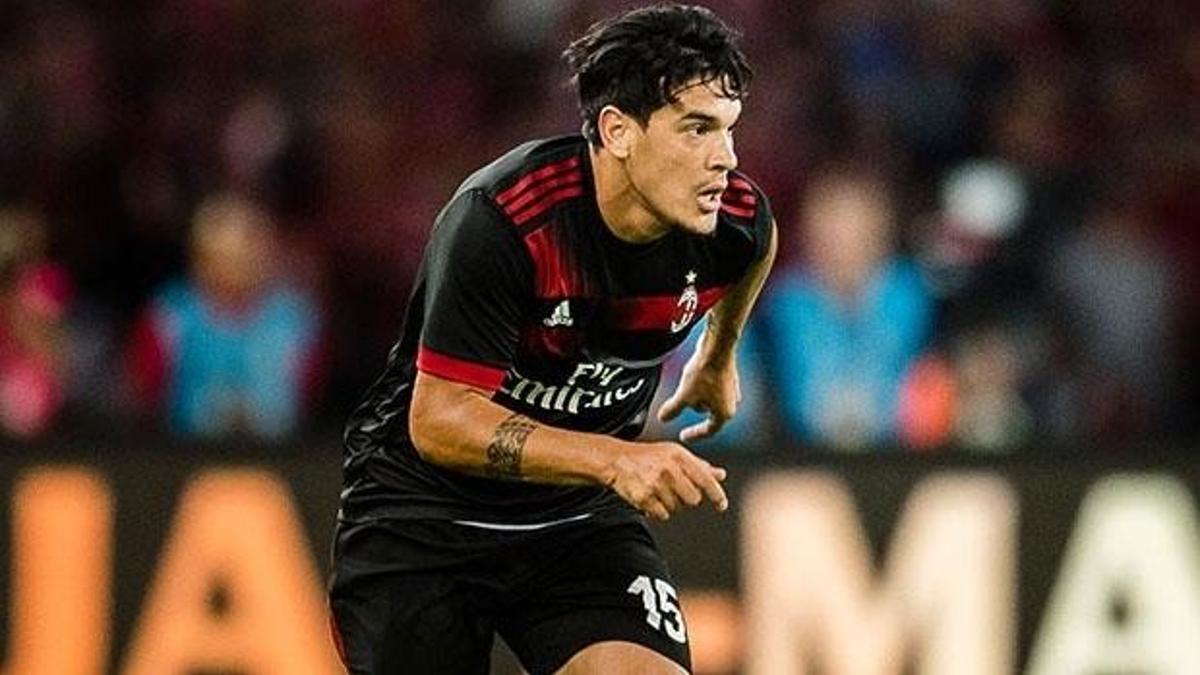 Fenerbahçe'den Milano'ya transfer çıkarması