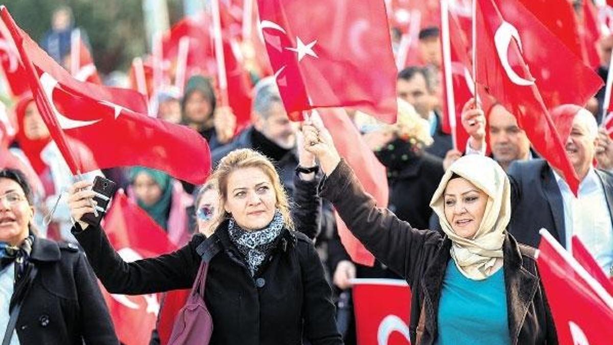Mehmetçik için canımız feda