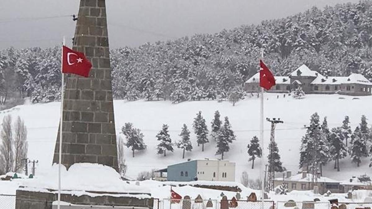 Kars buz kesti
