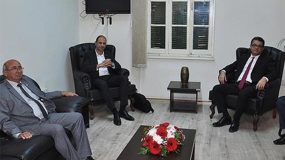 KKTC'de dörtlü koalisyon hükümetine destek