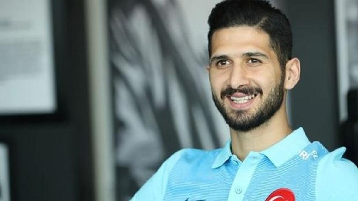 Medipol Başakşehir, Emre Akbaba'yı transfer etti