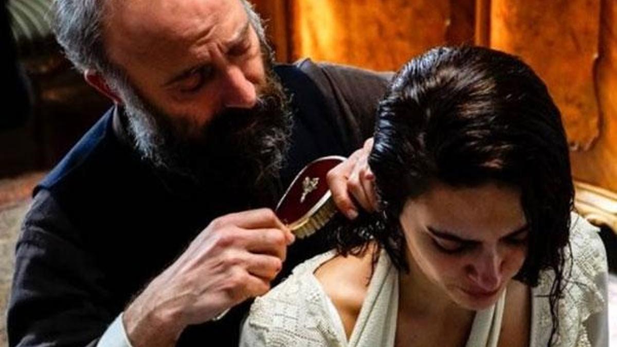Vatanım Sensin 43. yeni bölümde Cevdet, Azize'nin sırrını öğrenebilecek mi?