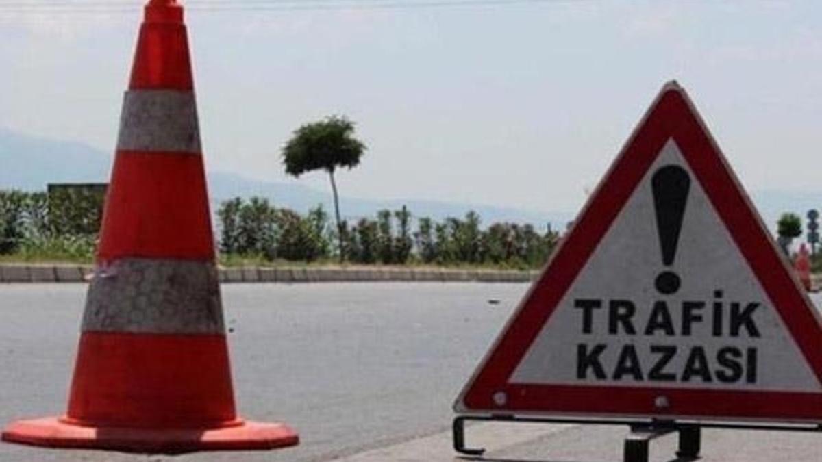 İzmir'de trafik kazası: 2 ölü