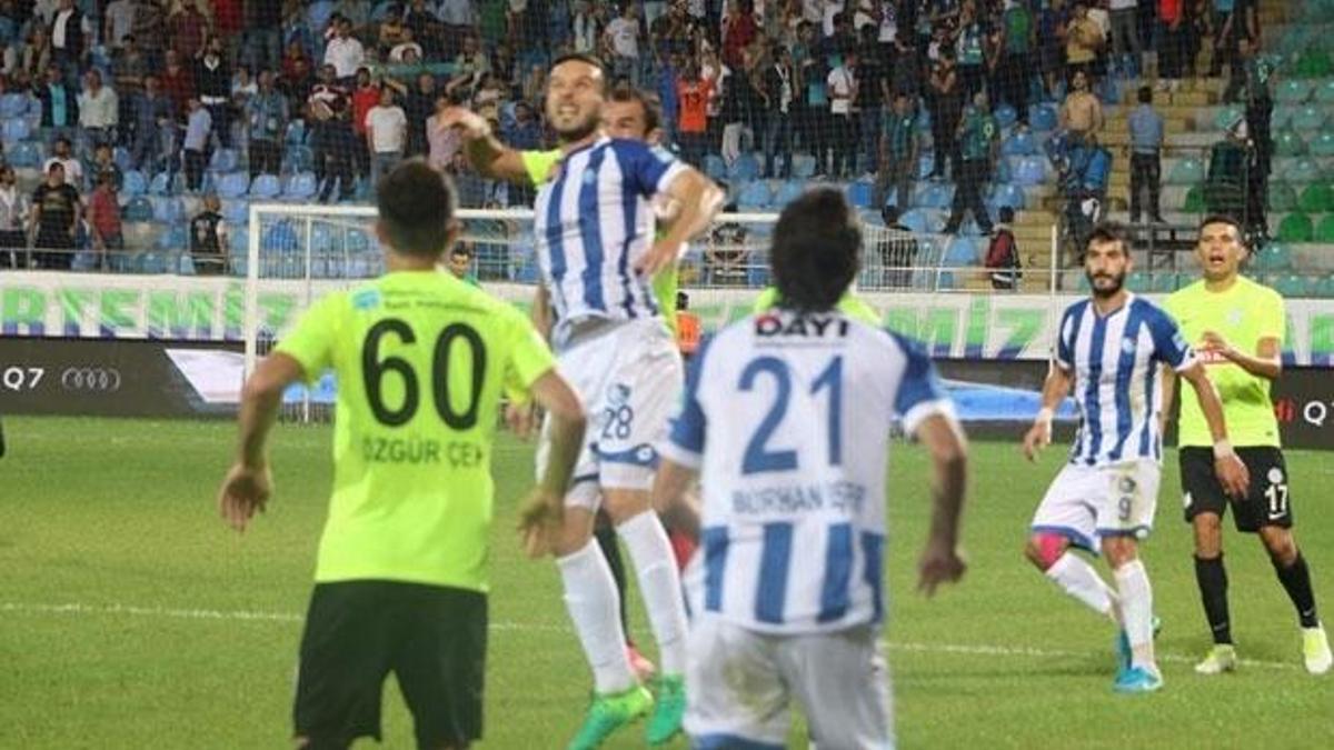 Vedat Muriç puanı son dakikada kurtardı