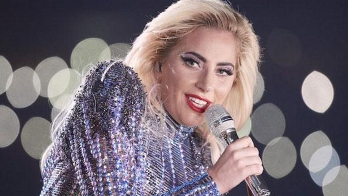 Lady Gaga Avrupa'daki konserlerini iptal etti