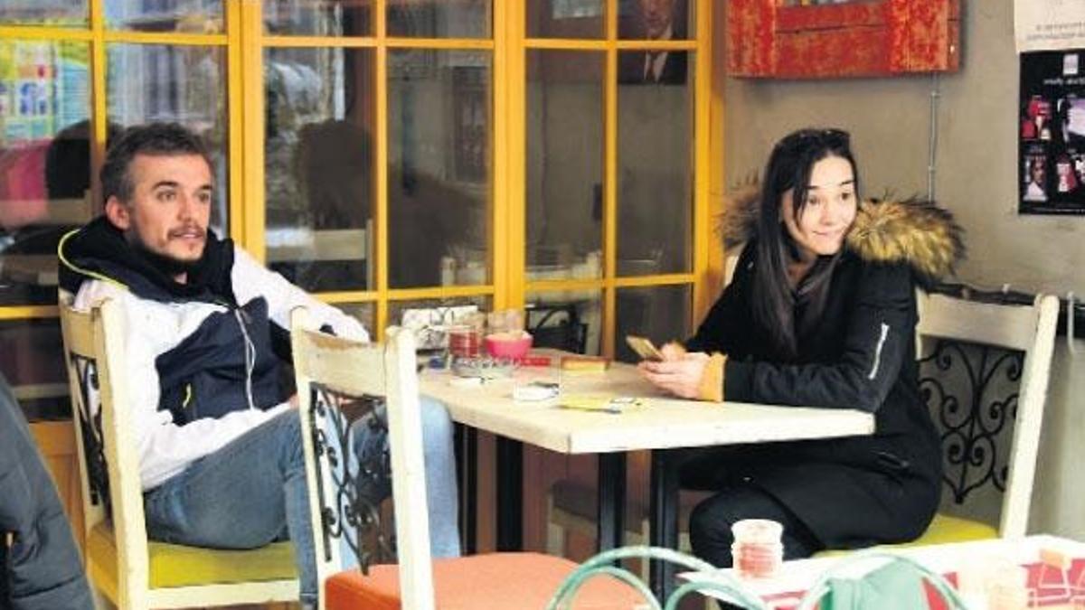 Baş başa kahvaltı