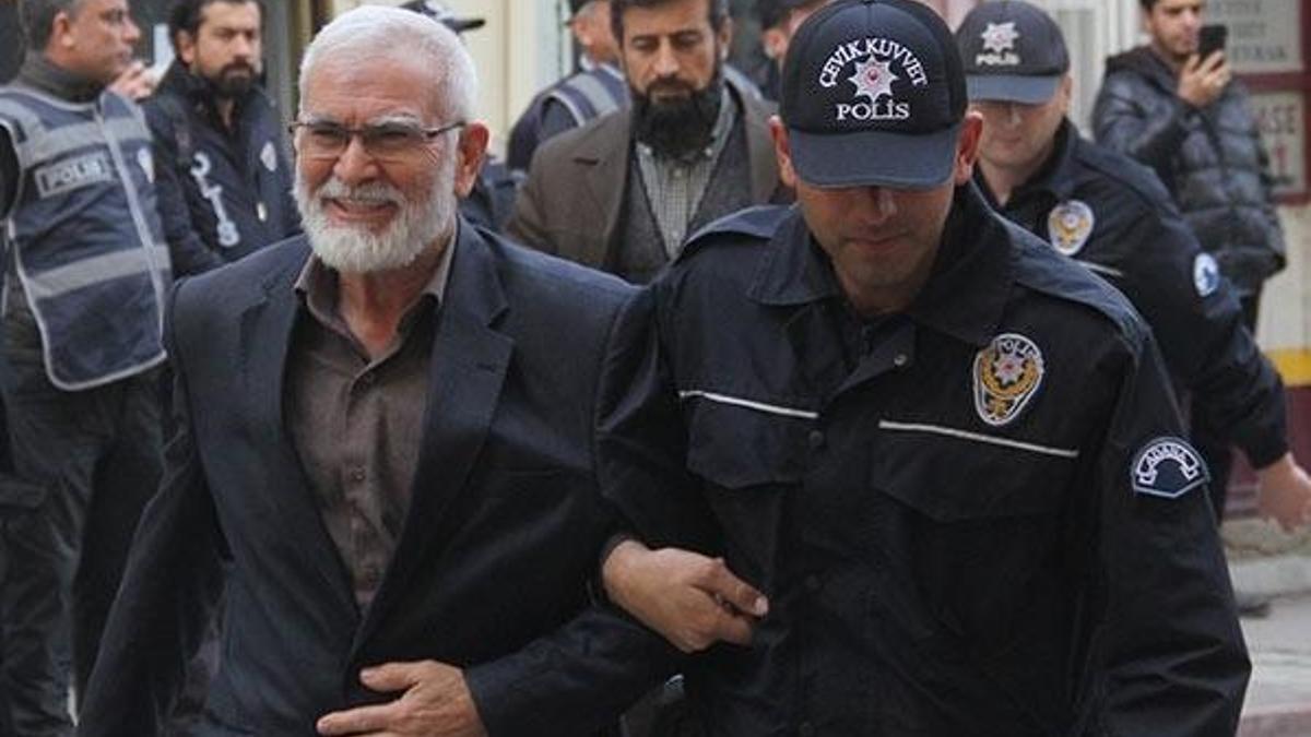 "Babanızı yakışıklı çekin" diyen Furkan Vakfı üyesinin telefonundan çocuk pornosu çıktı