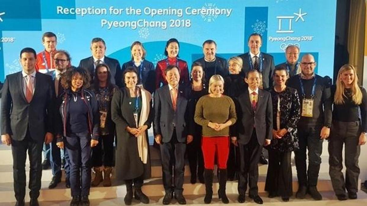 Gençlik ve Spor Bakanı Bak, Kış Olimpiyat Oyunları açılış törenine katıldı