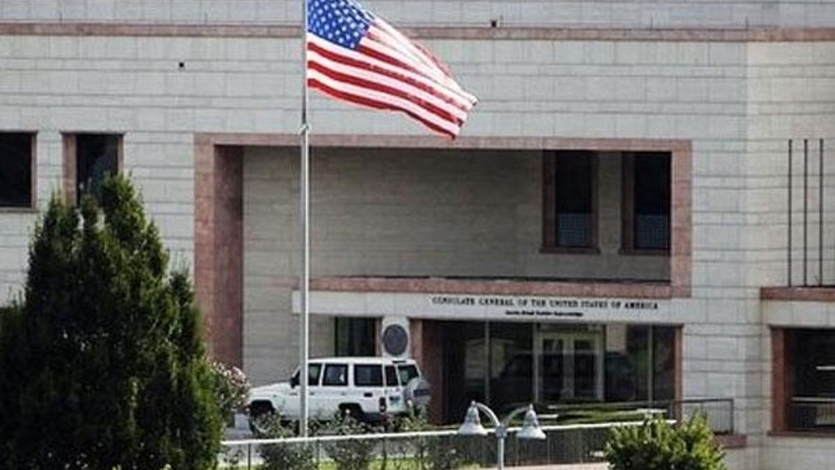 Konsolosluk çalışanına elektronik kelepçe