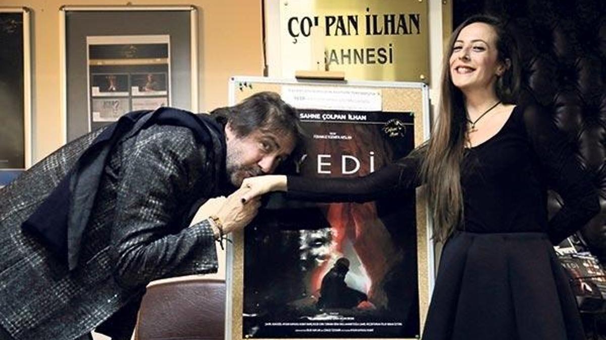 Başarıyı kutladı