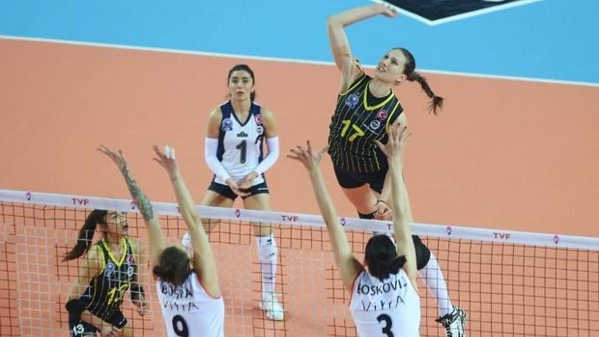 Lider Eczacıbaşı, F.Bahçe'yi devirdi
