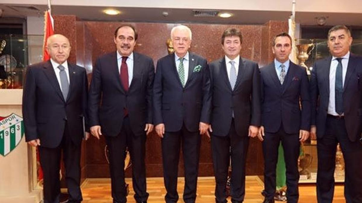 TFF Yönetim Kurulu Özlüce Tesisleri'nde toplandı
