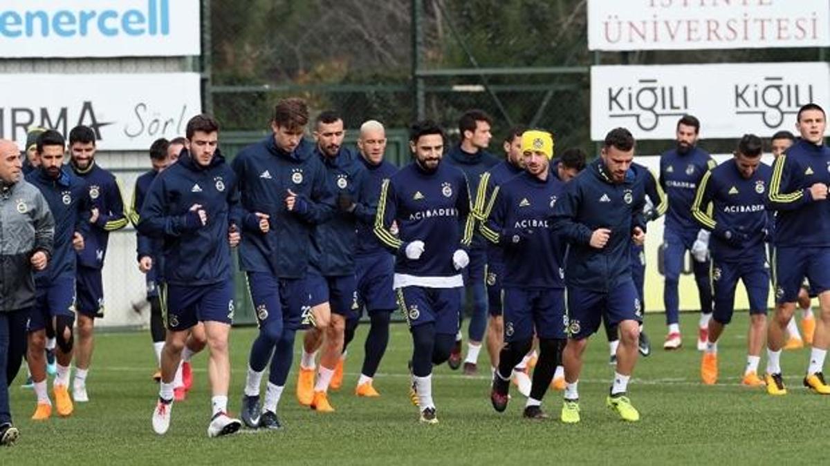 Fenerbahçe'de Aytemiz Alanyaspor maçı hazırlıkları