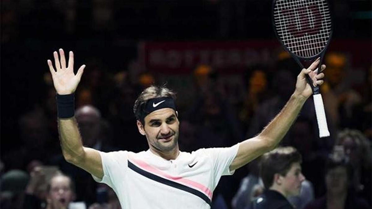 Federer zirveye rekorla çıktı