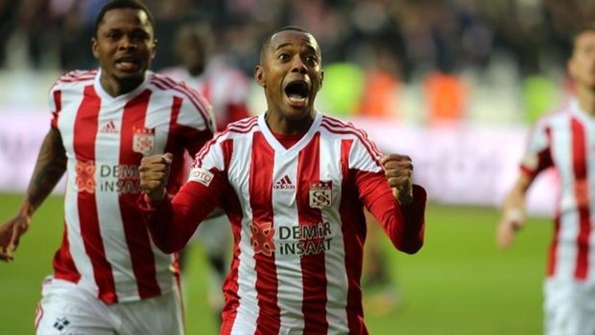 İspanyollardan büyük övgü! "Robinho Türkiye'de parlıyor"