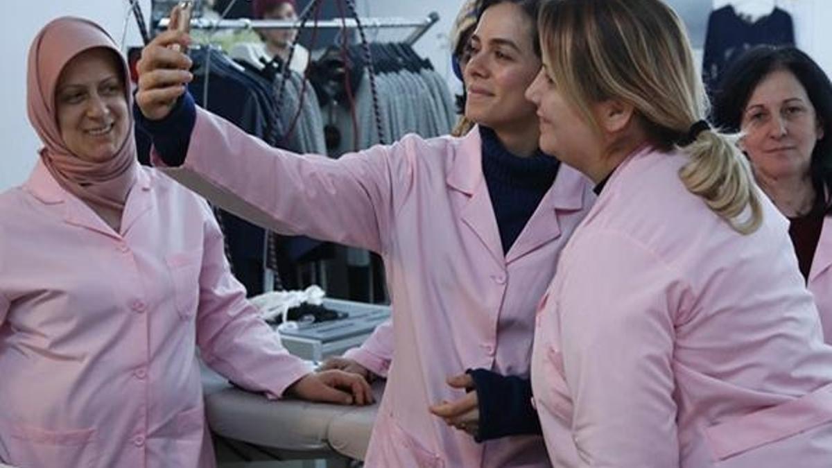 'Kadın' dizisinin çekimi gerçek işçilerle!