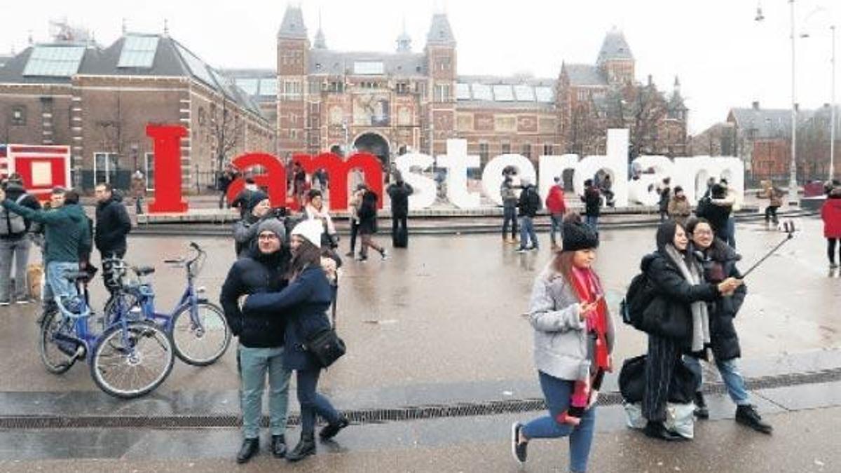 FETÖ’nün yeni adresi Hollanda