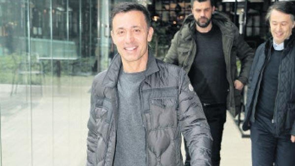 Koşar adım kaçtı