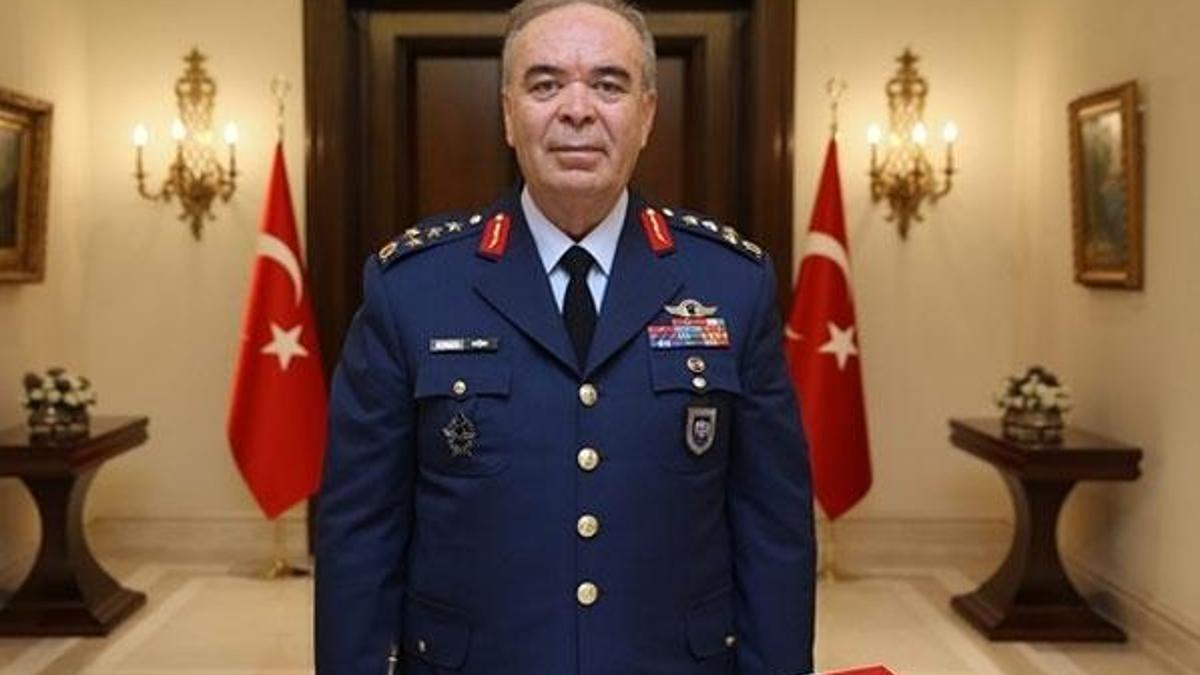 Abidin Ünal'dan Akın Öztürk'e 'darbeci' yanıtı