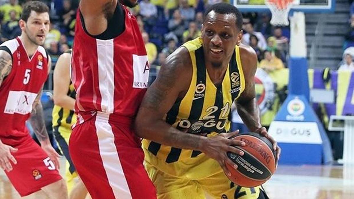 Fenerbahçe evinde Milano'yu rahat geçti