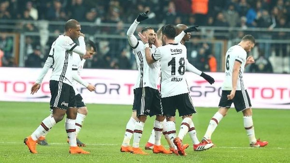 Beşiktaş, F.Bahçe'yi tiye aldı!