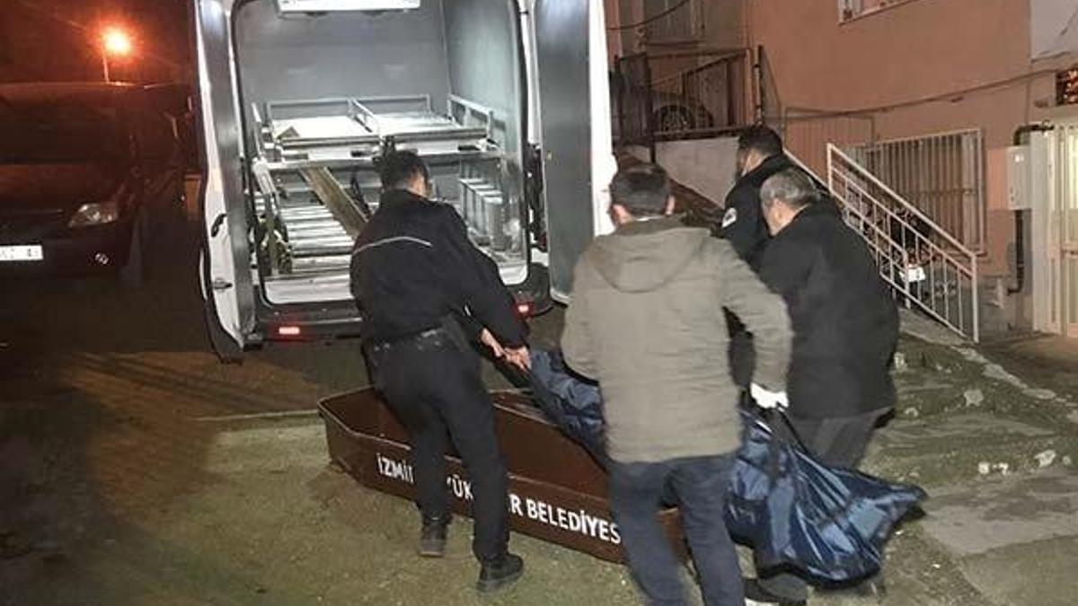 İzmir'de sır ölüm!