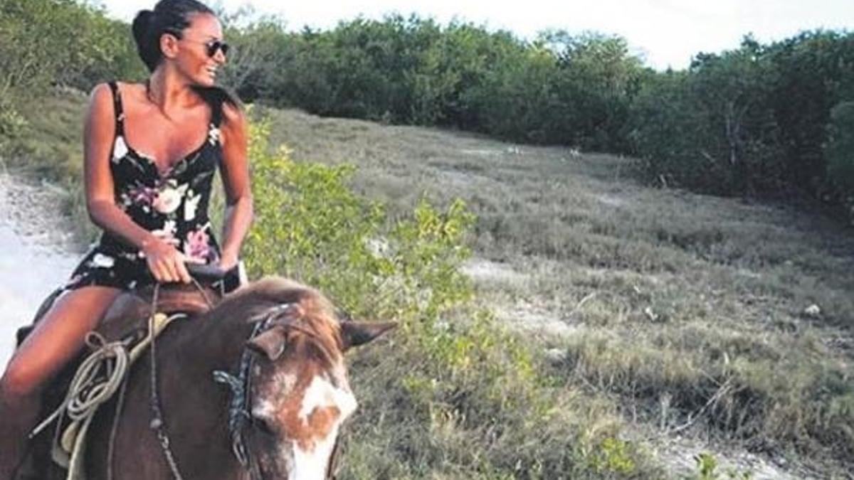 'At'la gel Eda, bu kadar tatil yeter'