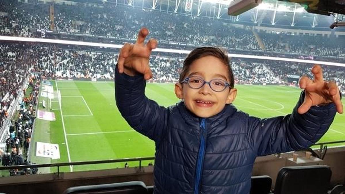 Şehit oğlu Talha derbide Beşiktaş'ın misafiri oldu