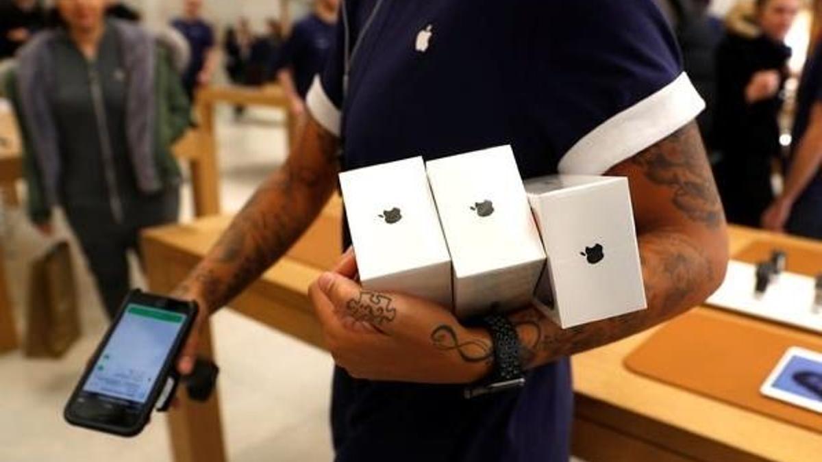 Apple'dan üç yeni iPhone birden!