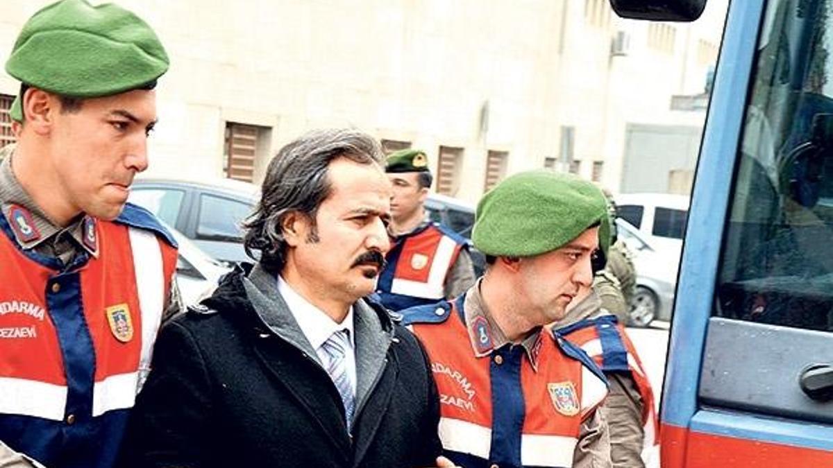 Oğlu darbeyi mesajla arkadaşlarına duyurmuş