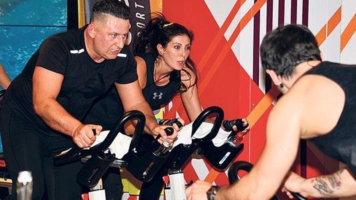 Sağlık için pedal çevirdi