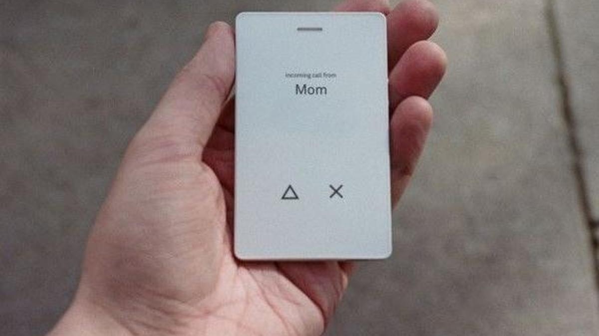 'En küçük telefon' geri döndü