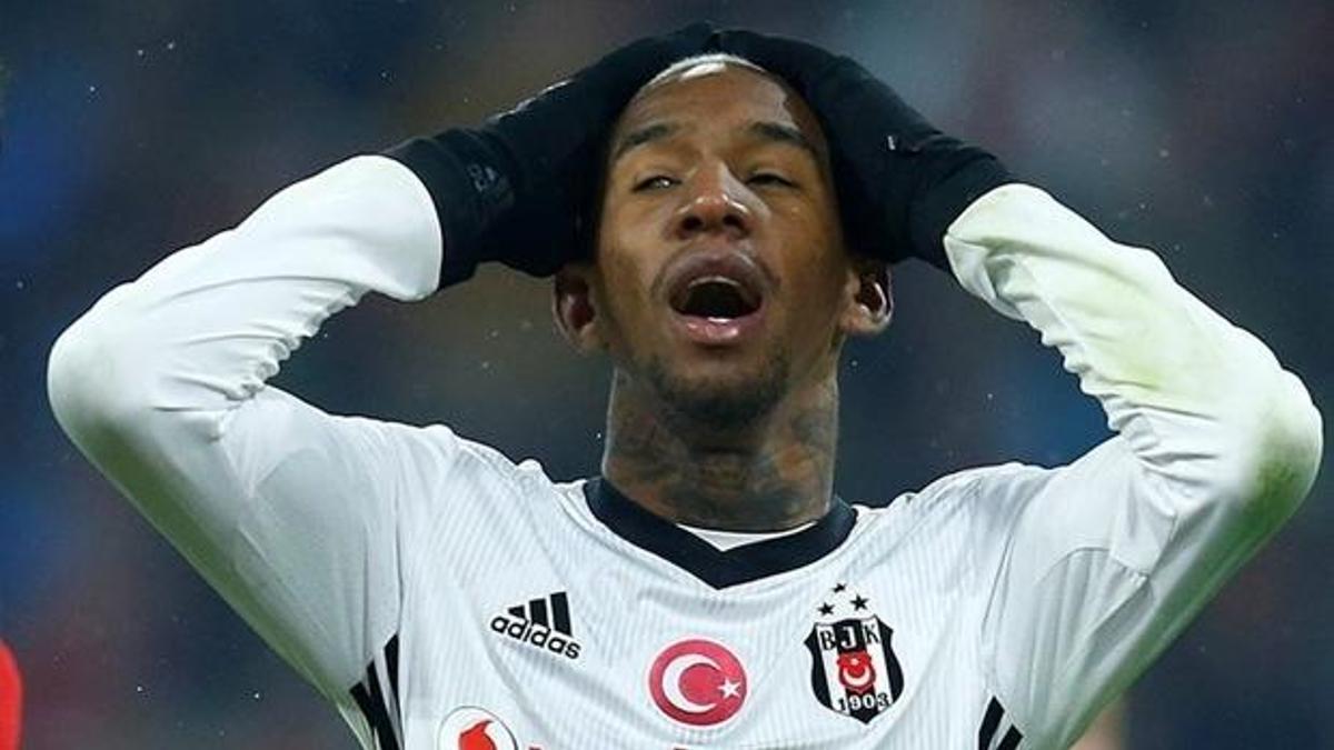 İmzanın sebebini açıkladı! O ikna etmiş...