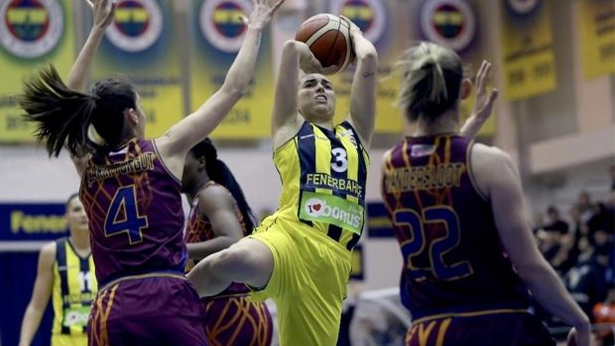 Fenerbahçe lideri devirdi!