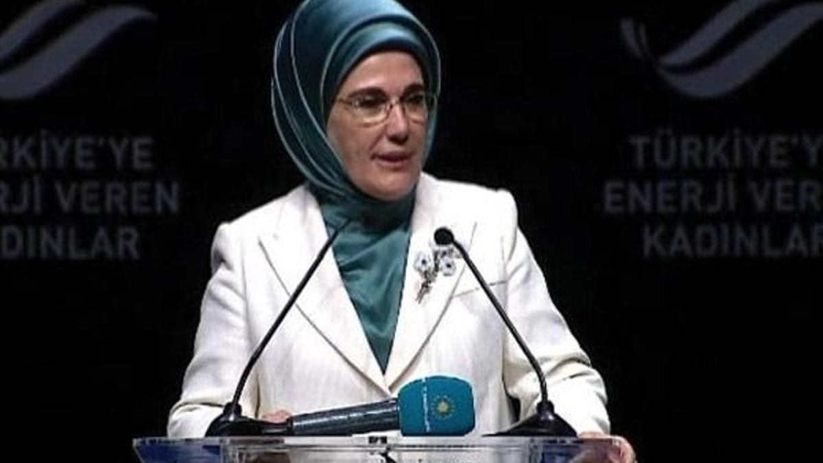 Emine Erdoğan: Kadın ve erkek bir bütünün iki yarısıdır