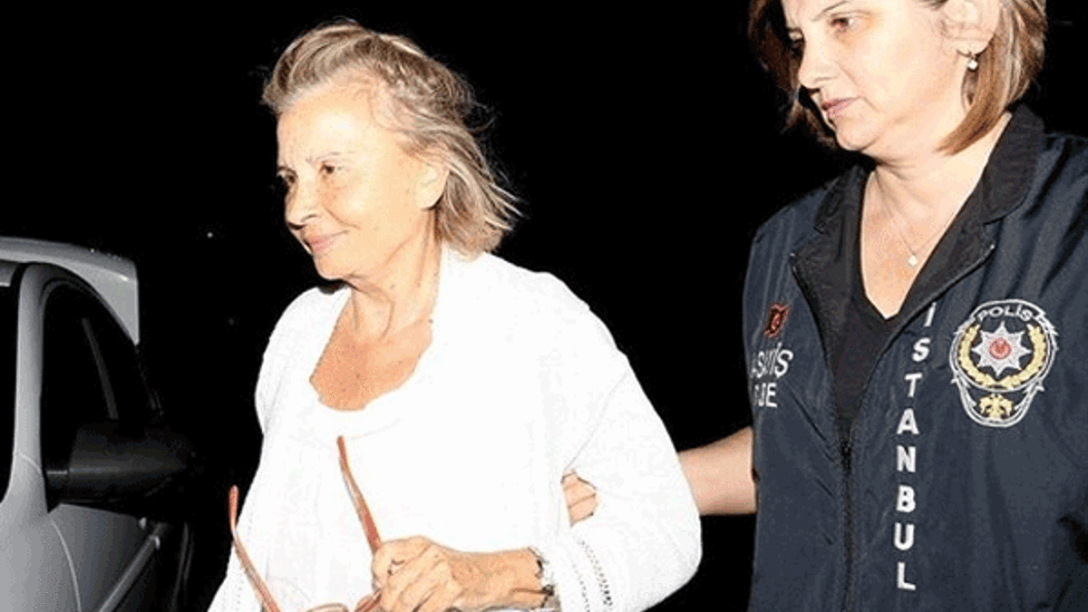 Son dakika: Nazlı Ilıcak'a bir şok daha...