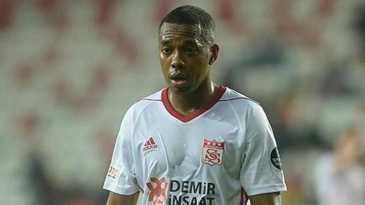 Robinho: Giuliano bir Alex değil!