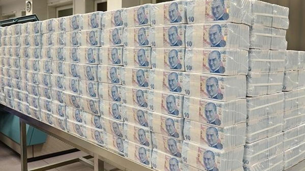 Son dakika: Kredi faizleri düşecek mi? Bakandan kritik açıklama