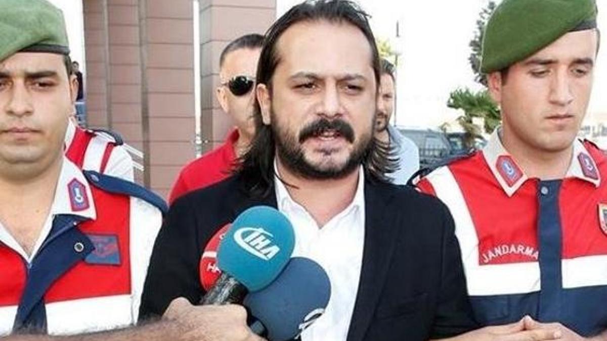 Yazar Emrah Serbes hakim karşısına çıktı!