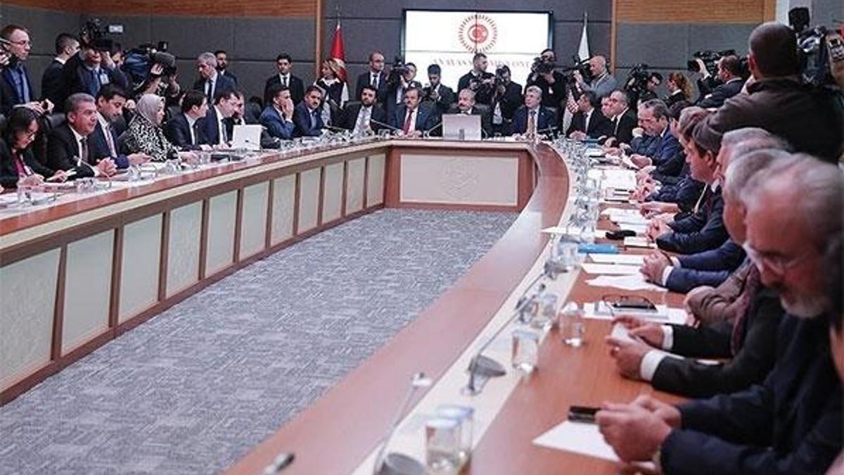 Seçim ittifakı teklifi Anayasa Komisyonu'ndan geçti