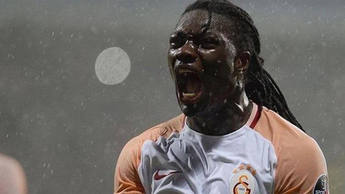 Galatasaraylı Bafetimbi Gomis FIFA'nın resmi sitesinde!
