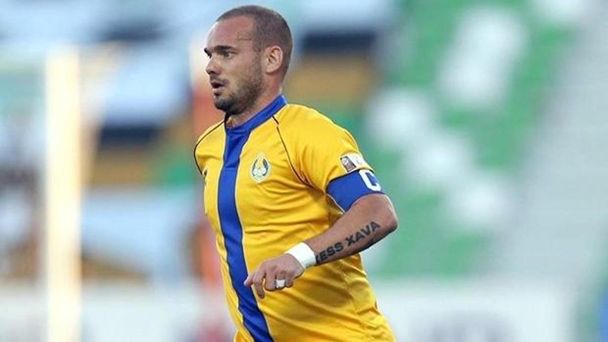 Sneijder attı, El-Gharafa kazandı