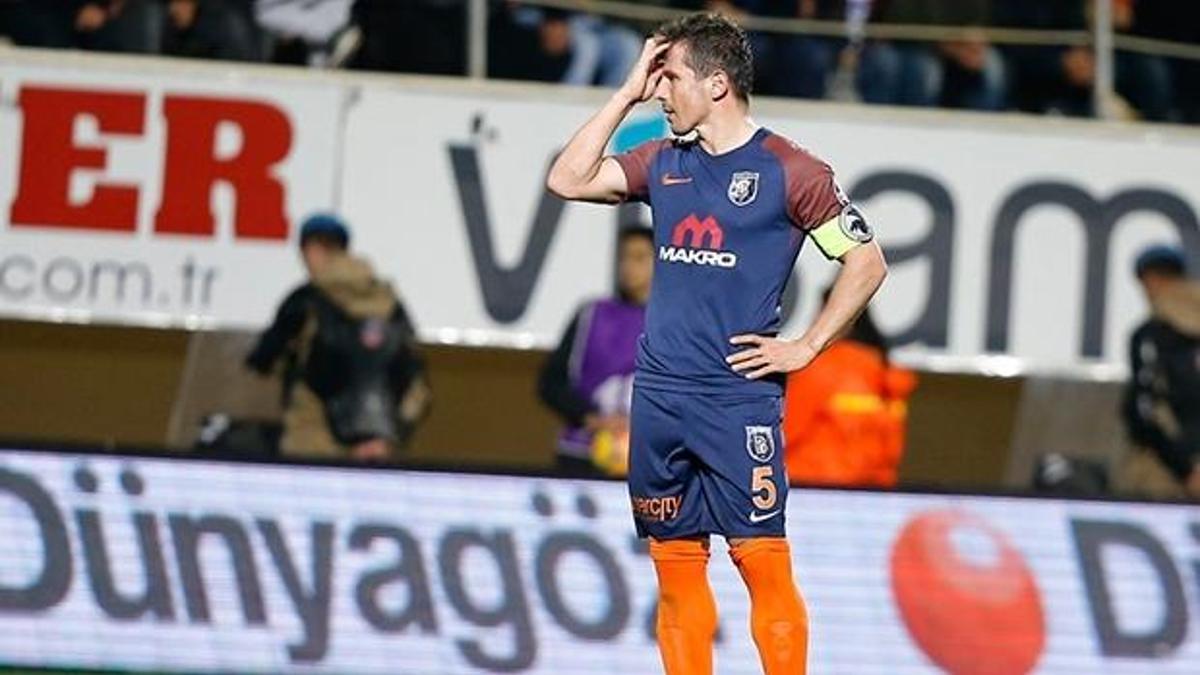 Başakşehir'de Beşiktaş maçı öncesi büyük şok!