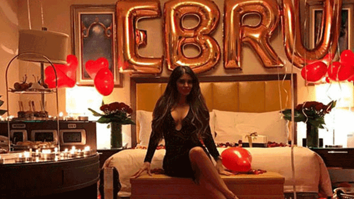 Ebru Polat’a sürpriz evlilik teklifi