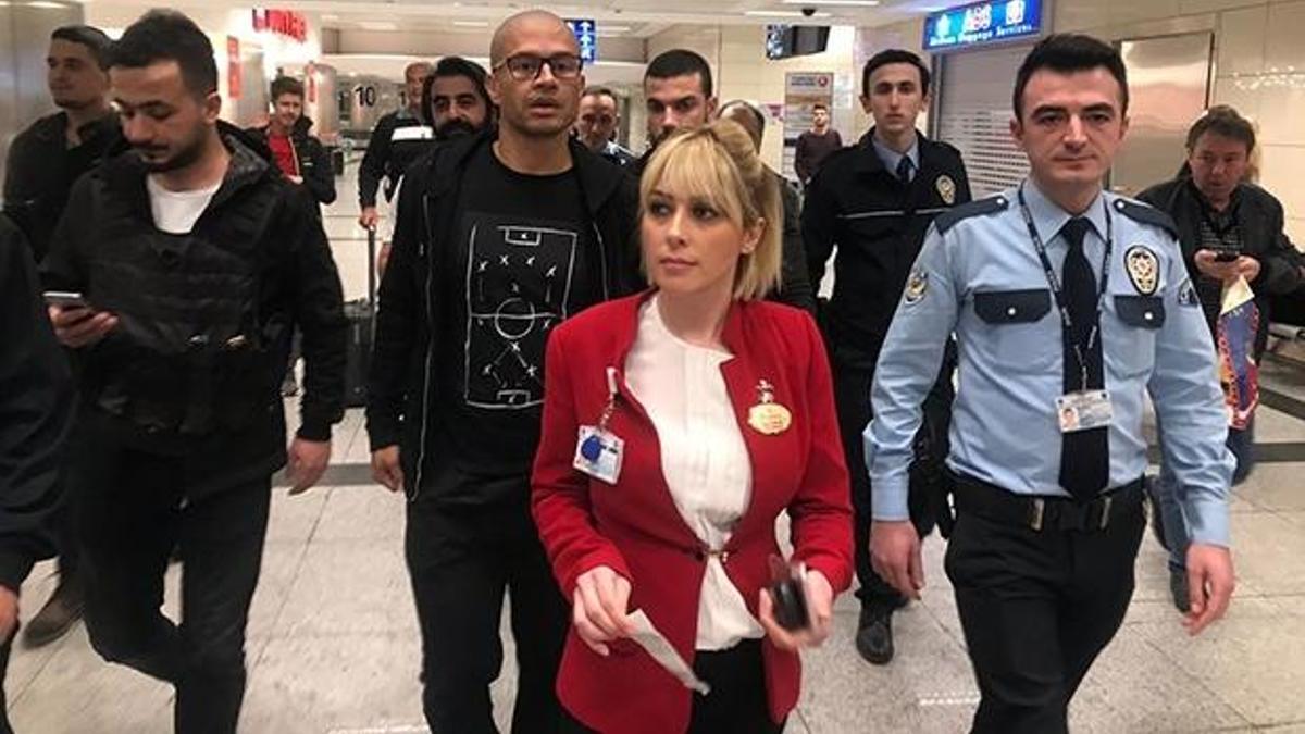 Alex, İstanbul'a geldi