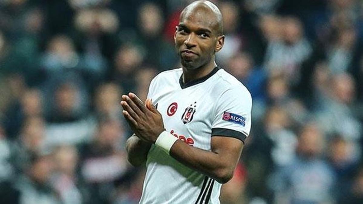France Football'dan Babel'e büyük övgü