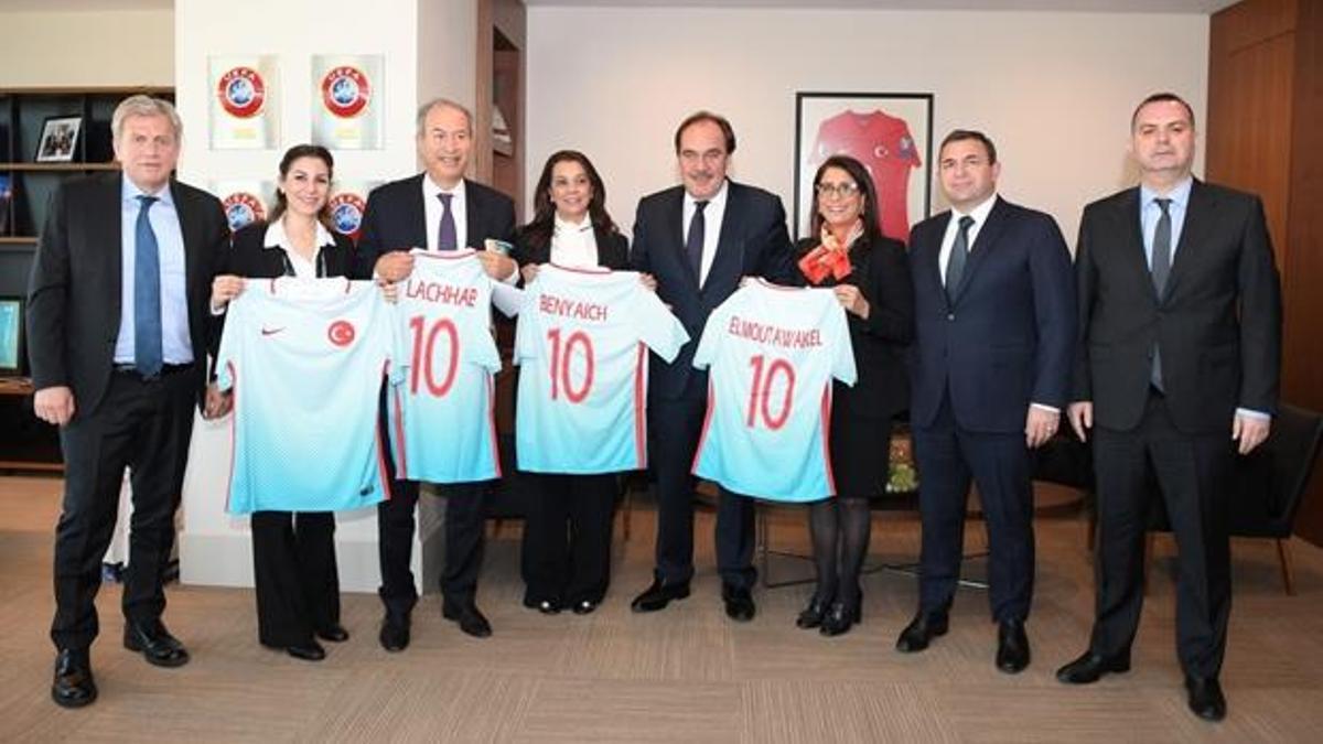 Fas heyeti, TFF Başkanı Demirören'i ziyaret etti